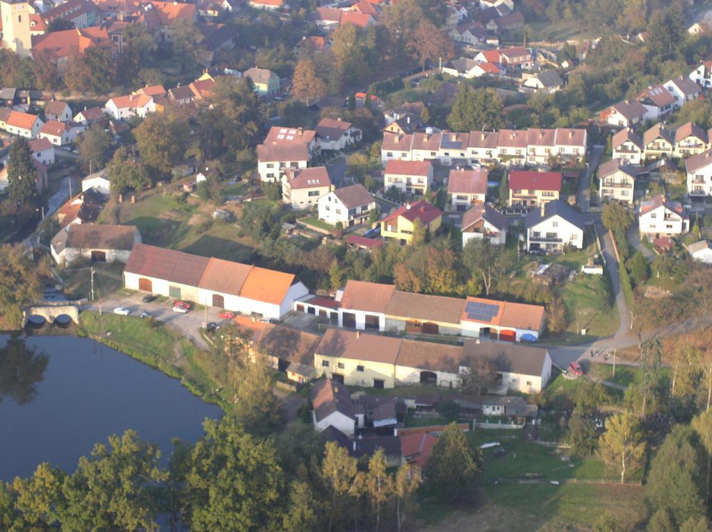 Penzion Netolice Esterno foto